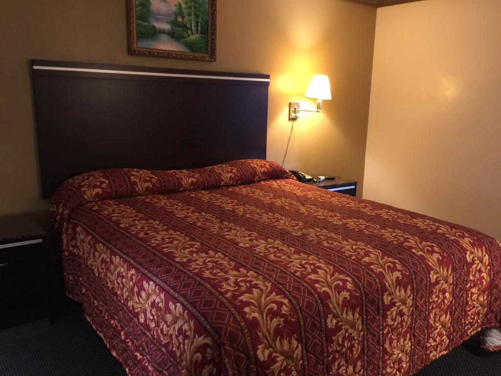 Mountain Inn Ontario Room photo